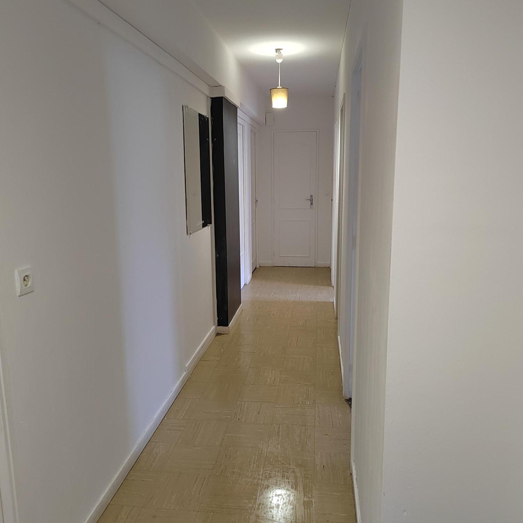 Chambre Dans Un Appartement En Colocation レンヌ エクステリア 写真